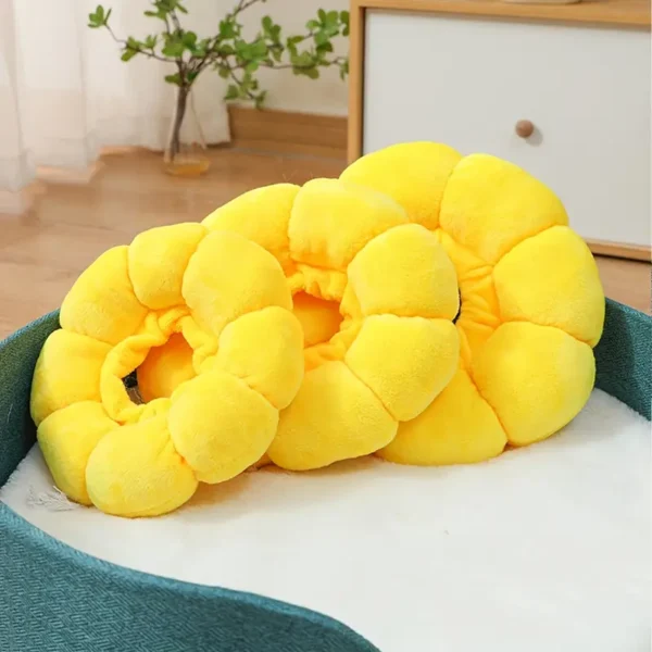 Colar elisabetano acolchoado Girassol